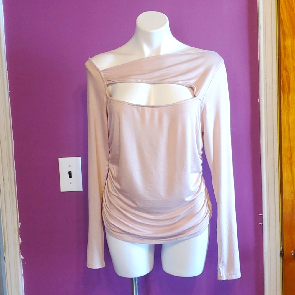 Peek-a-Boo Top